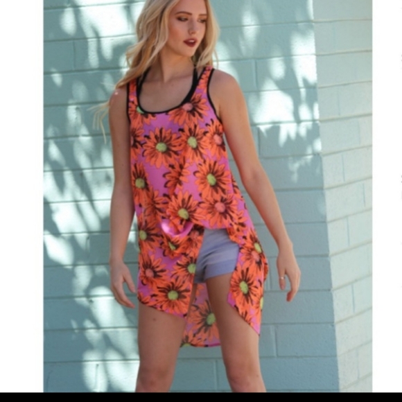 SALE! Angie Foral Hi-Low Tank - Picture 3 of 8